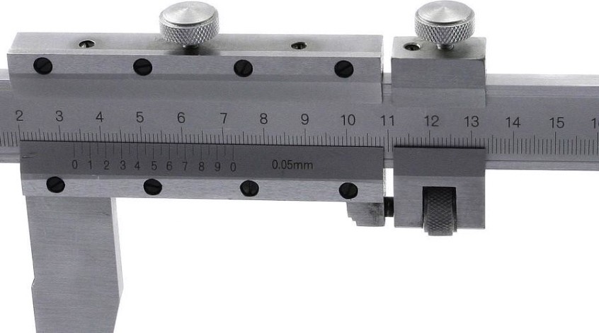 Штангенциркуль ЧИЗ ШЦ-3 - 1600 губки 125 мм, 0,05, L - 1600 мм [34123]